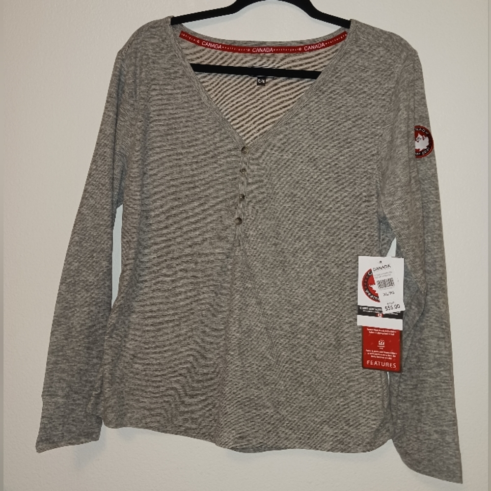 NWT Canada Weather Gear women's top